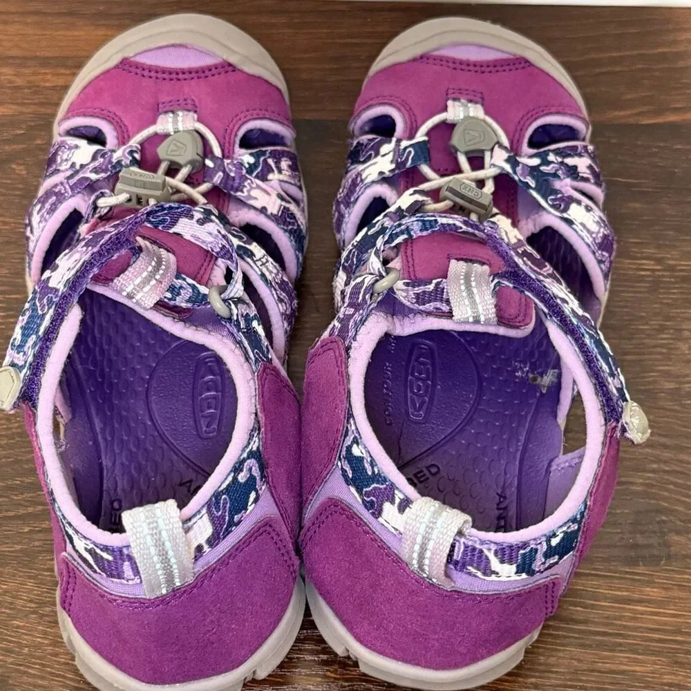 Keen Kid purple Gray shoe size 4  - 9.5”